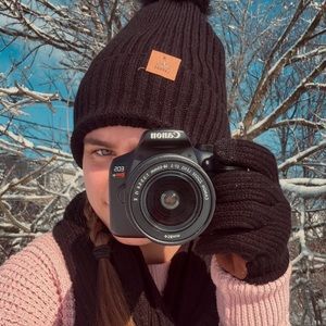 Meet your Posher, Dalilah